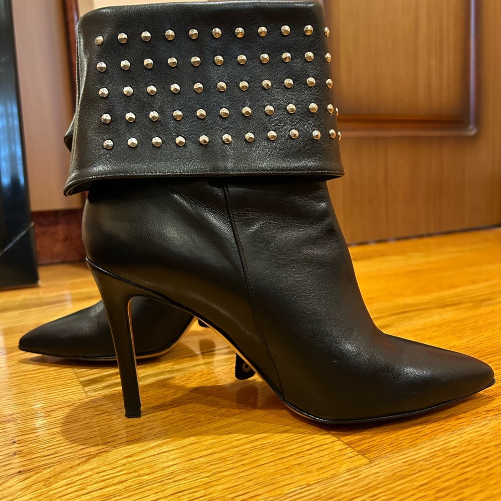 Elegant Black Studded Heeled Boots